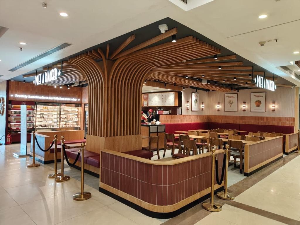 Retail Fit-Out Company - Pret A Manger Select City Walk